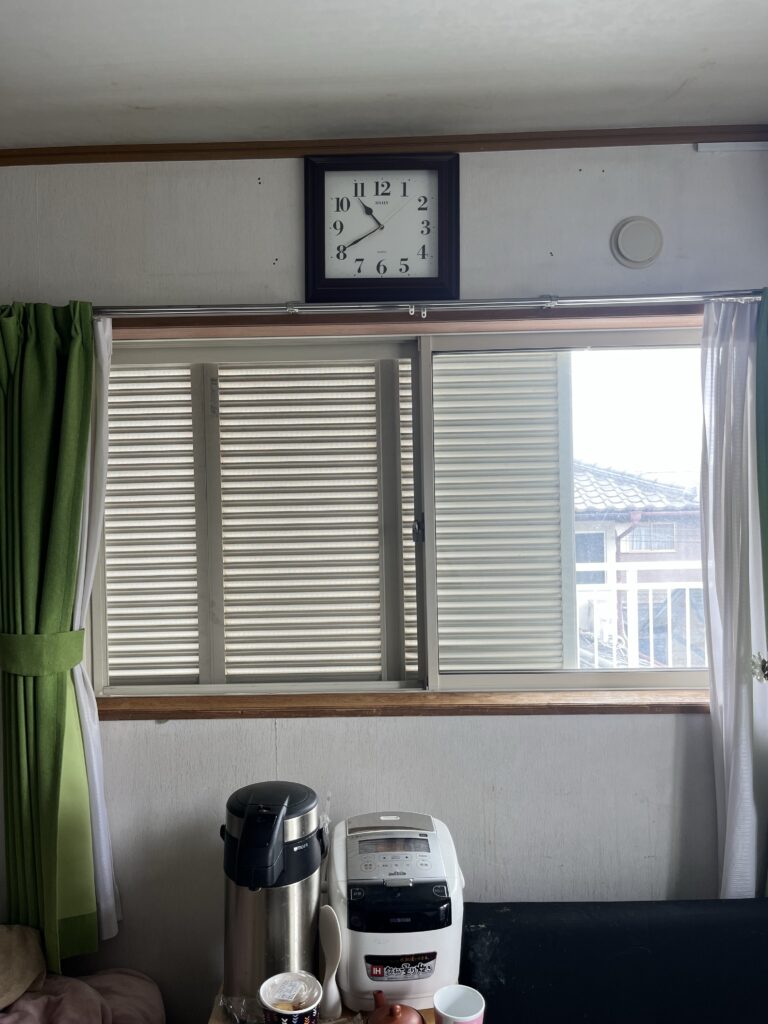 春日市 内窓工事前の写真