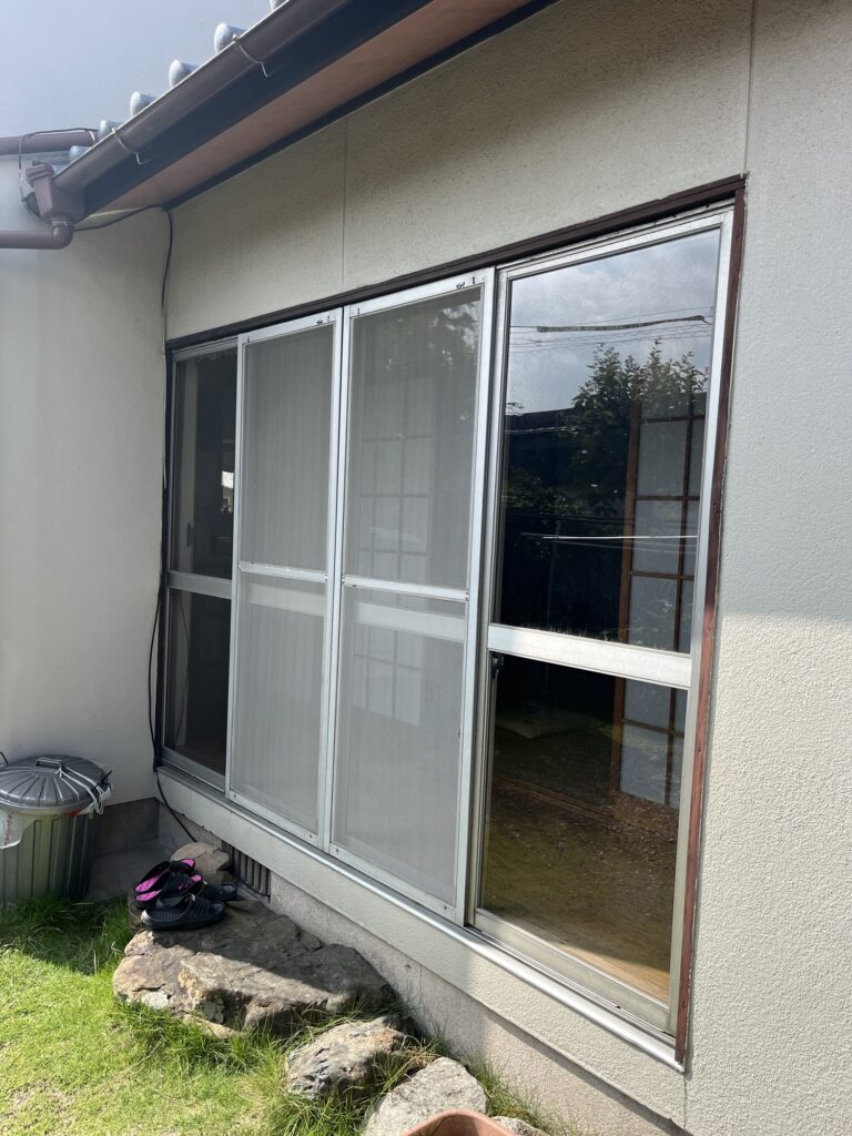 福岡市東区4枚建て窓の取替工事|Before