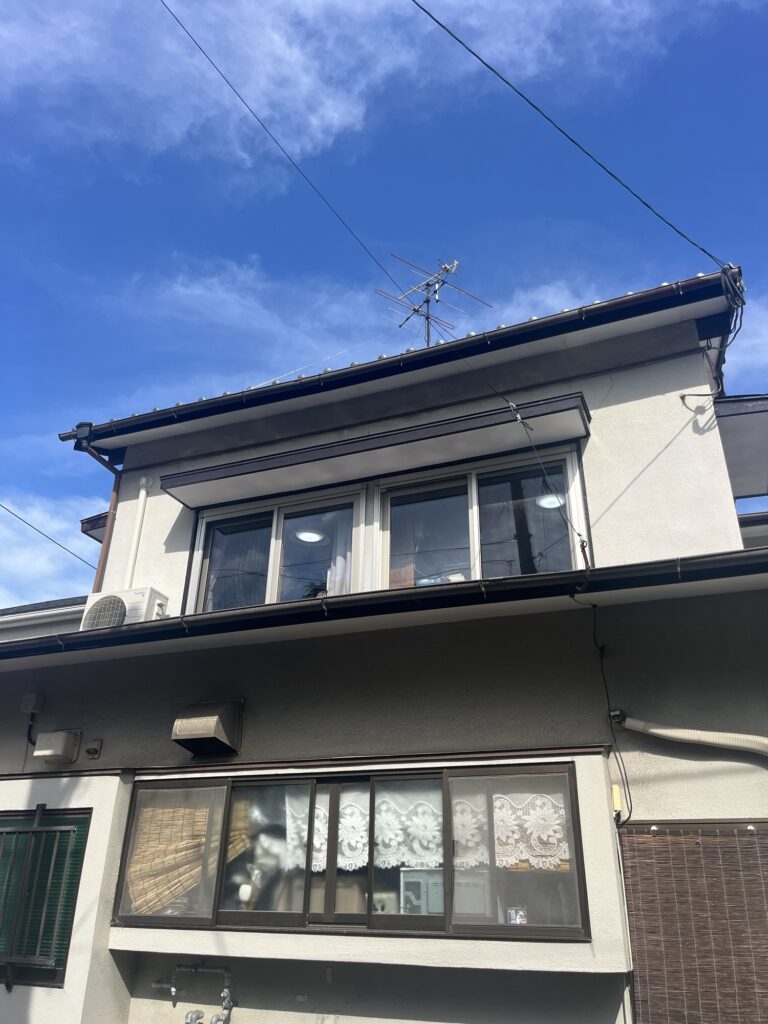 福岡市東区で2階の窓を足場不要で窓取替|After