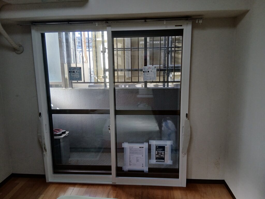 福岡市東区　マンション　内窓施工前