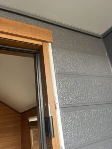 福岡市南区でドアリモの外額縁取付前