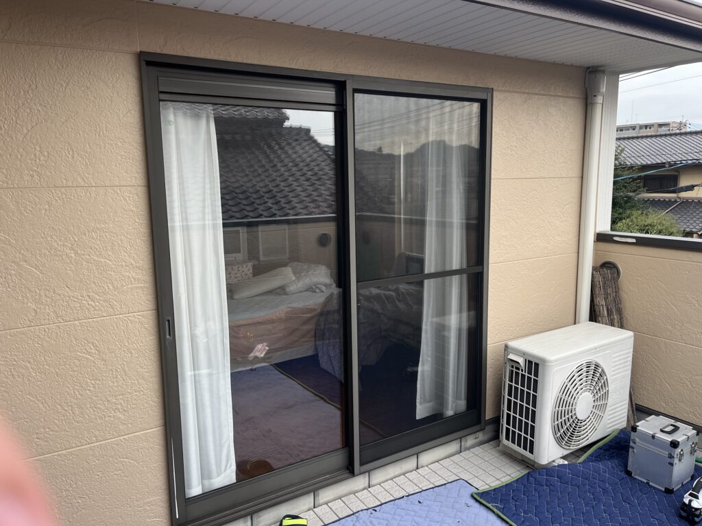 糟屋郡志免町で後付けのシャッター取付前