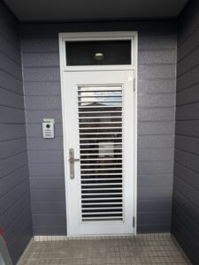 福岡市南区にてドア交換作業前