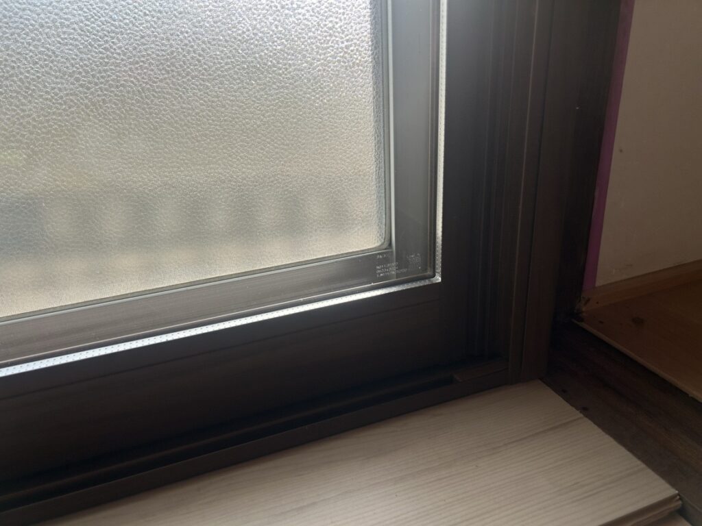 筑前町で内窓プラマードのガラス建て込み