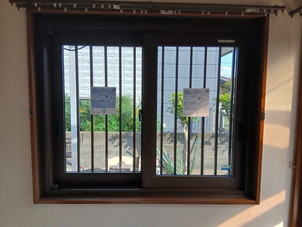 筑紫野市杉塚の小窓のマドリモ工事前