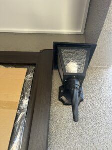 筑紫野市光が丘でドアのリフォーム後の上部