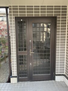 筑紫野市天拝坂ドアリフォーム前