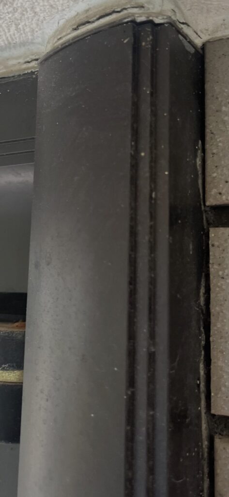 玄関ドアの白さび