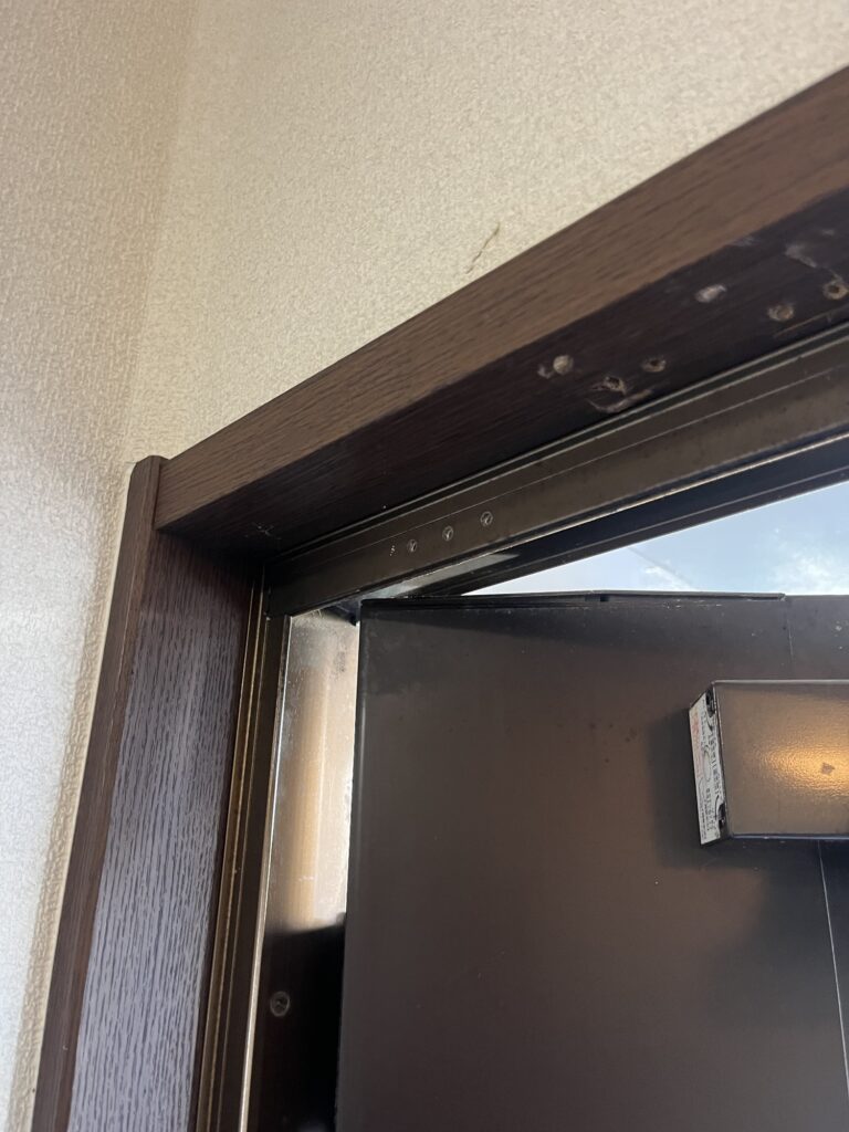 ドアクローザーの