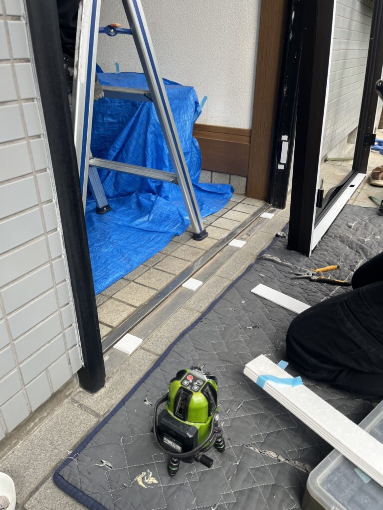 ｽﾍﾟｰｻｰを入れてるところ