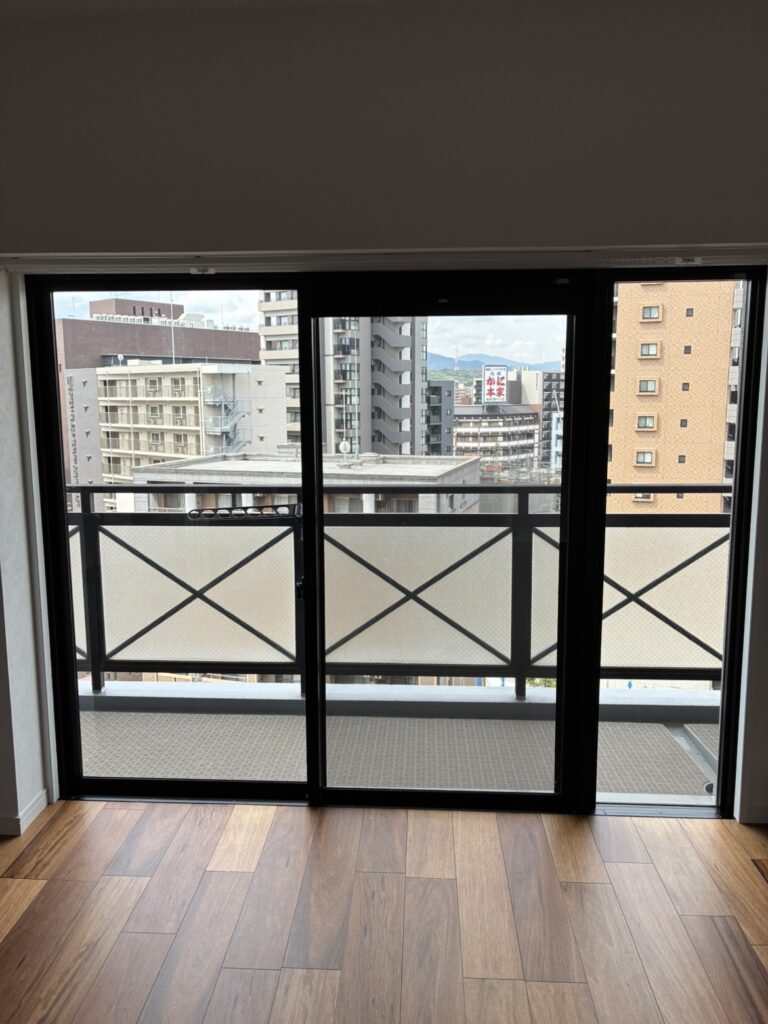 ３枚建ての窓
