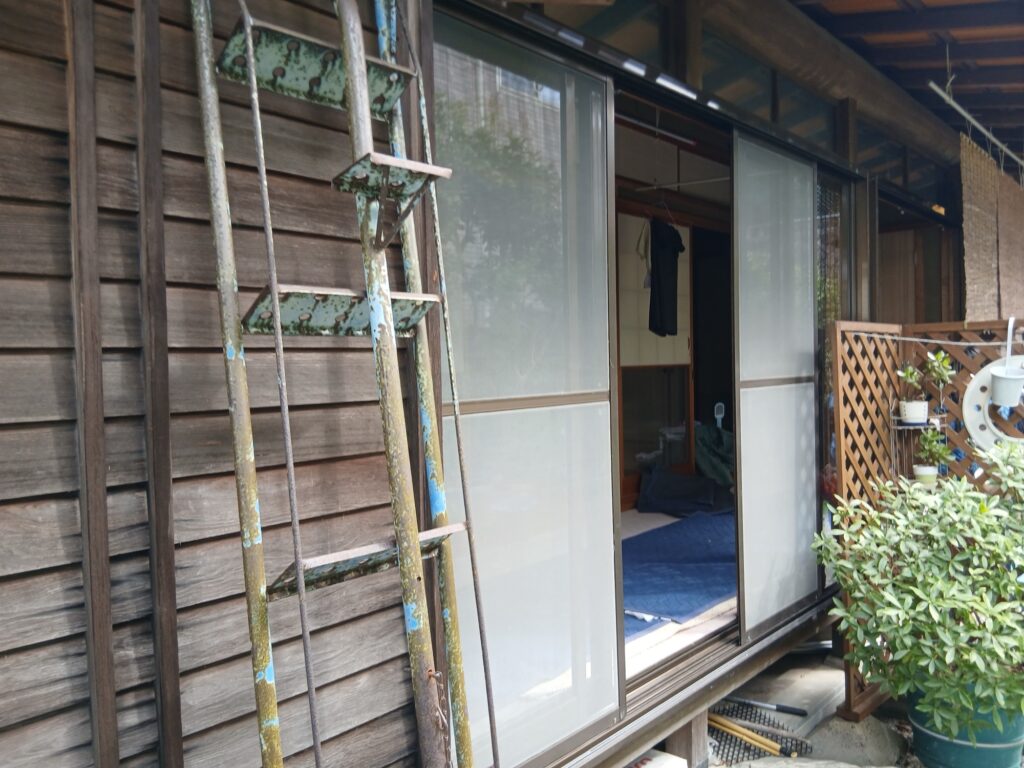 春日市広縁4枚窓外窓交換後
