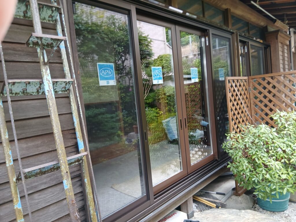 春日市広縁4枚窓外窓交換後