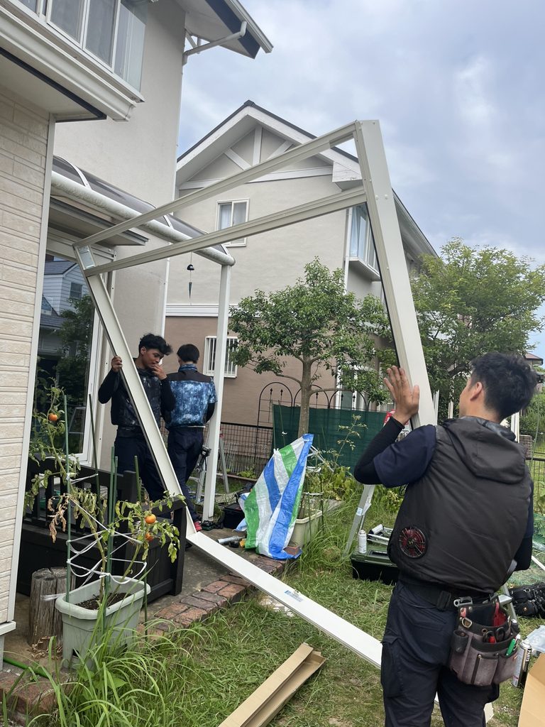 枠運んでる